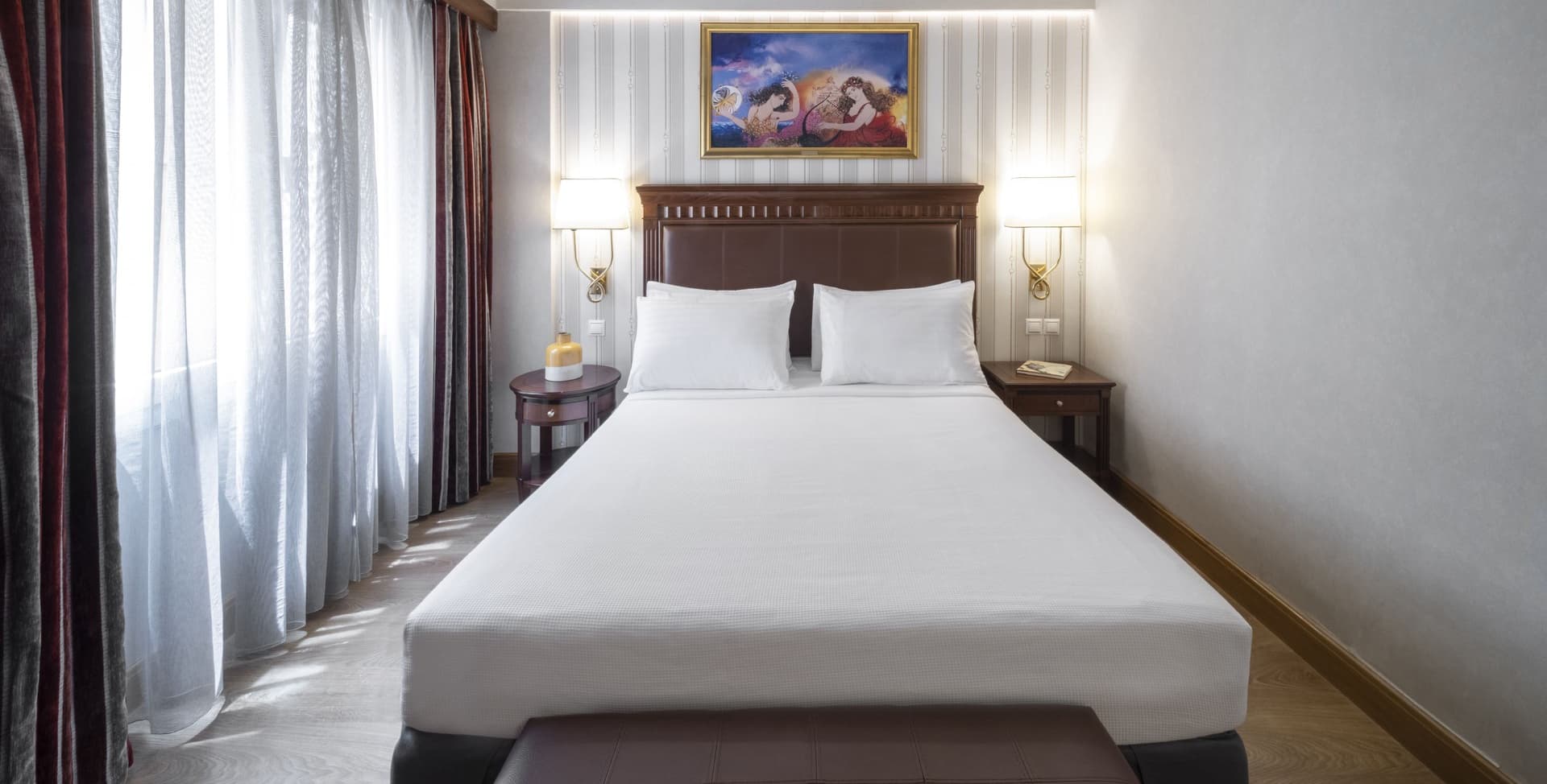 Electra_Hotel_Athens_Classic_Double_Room_Bed (1)