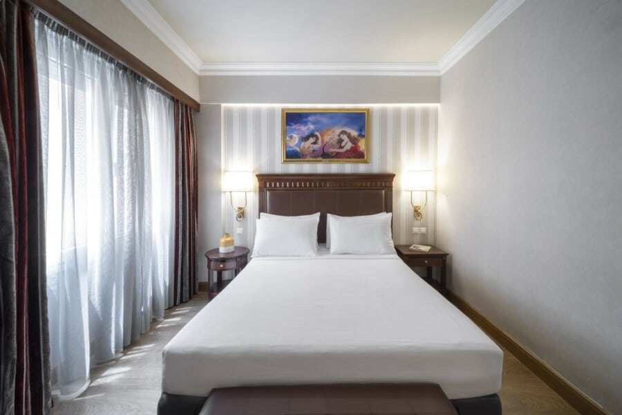 Electra_Hotel_Athens_Classic_Double_Room_Bed