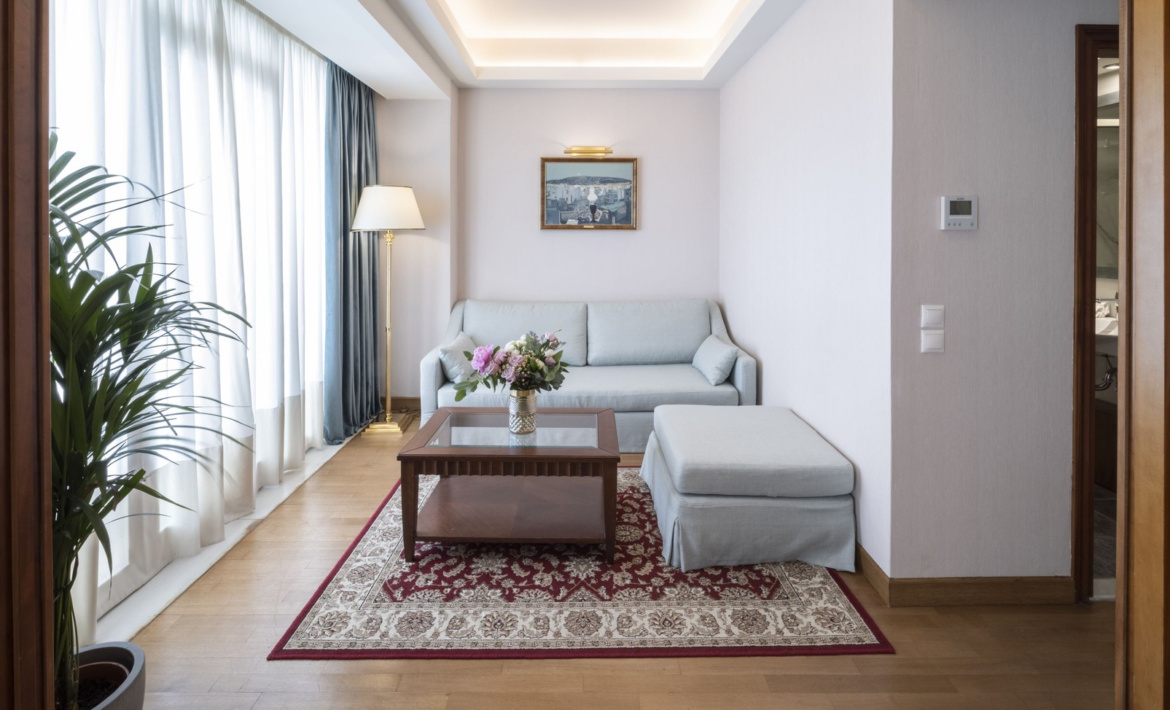 Electra_Hotel_Athens_Suite_Living_Room (1)