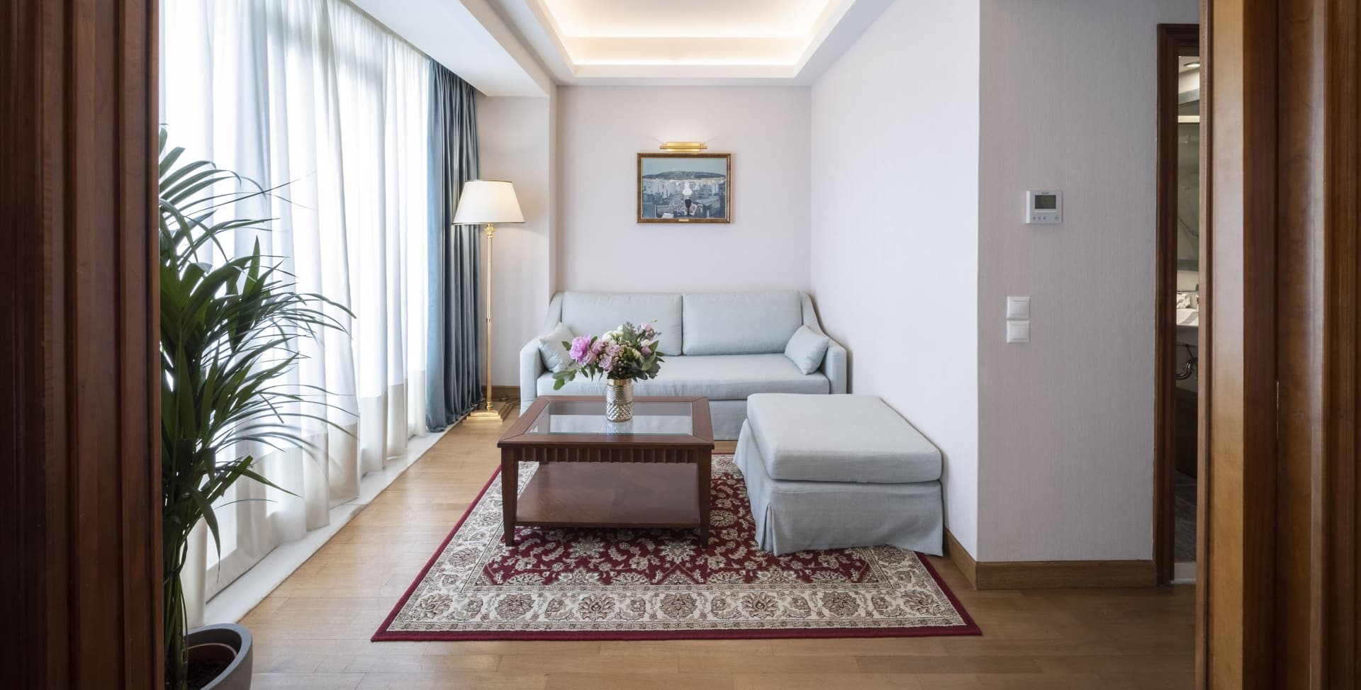 Electra_Hotel_Athens_Suite_Living_Room (1)