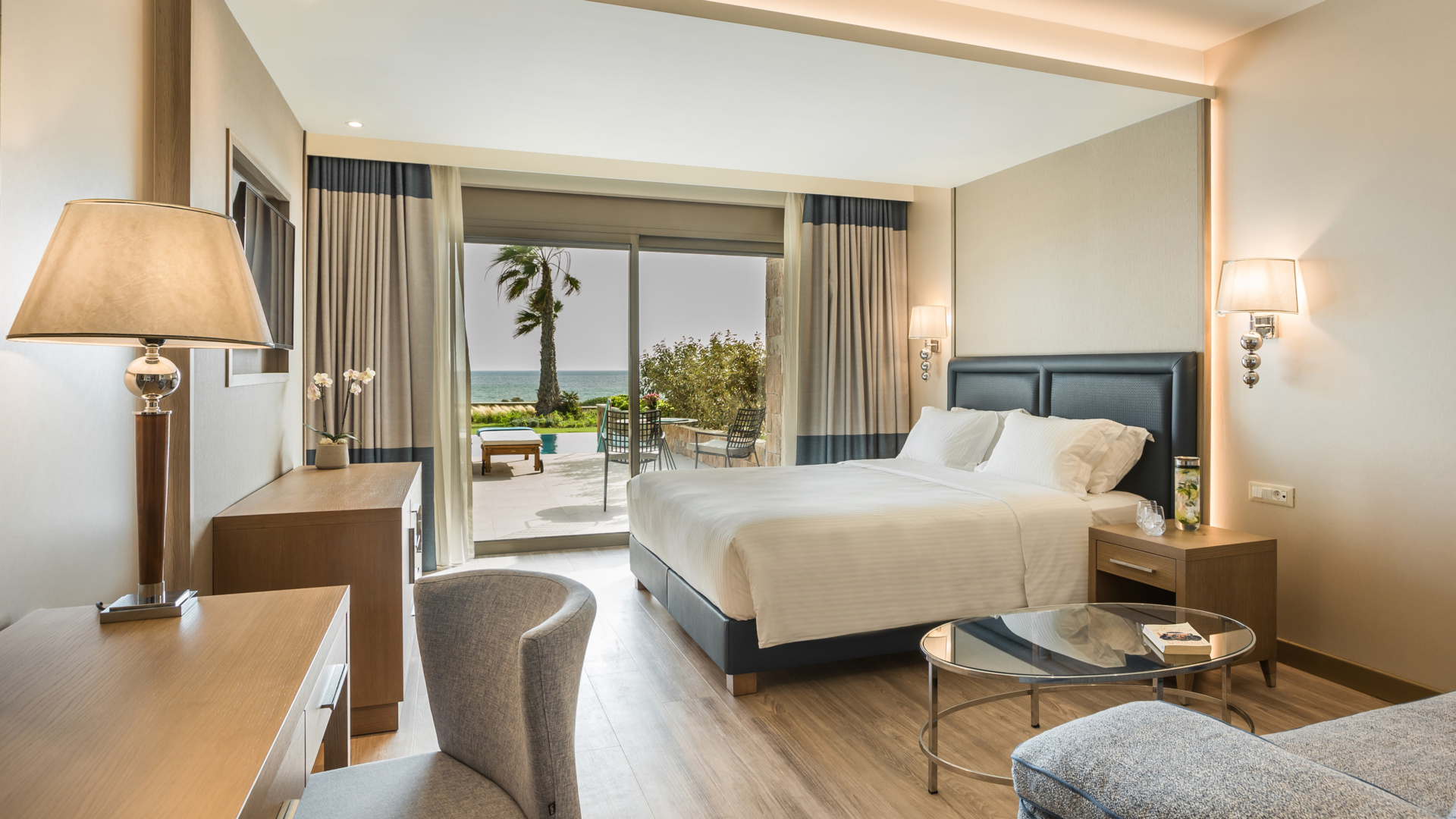 Electra_Kefalonia_Executive_Private_Pool_Room_Bedroom (2)