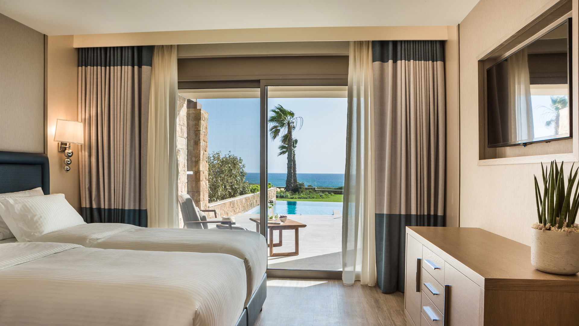 Electra_Kefalonia_Executive_Suite_Private_Pool_Bedroom (4) (1)