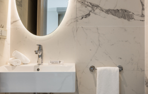 Electra_Kefalonia_Junior_Suite_Bathroom_Mirror (2) (1)
