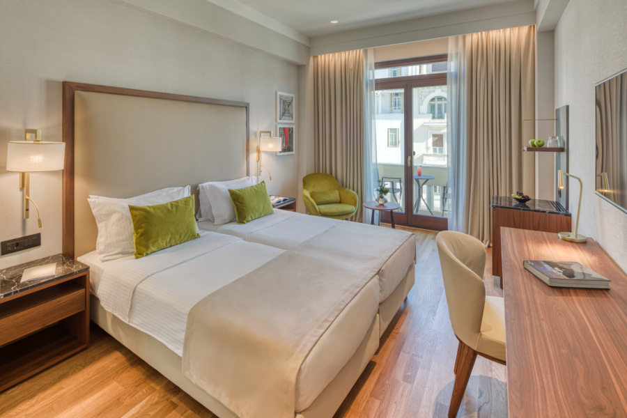 Electra_Palace_Thessaloniki_Premium_Side_Sea_View_Double_Bedroom
