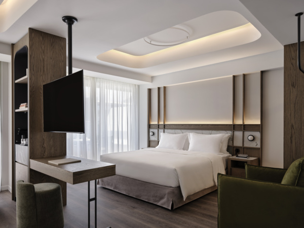 electra-athens-rhythm-active-suite-bedroom-overview