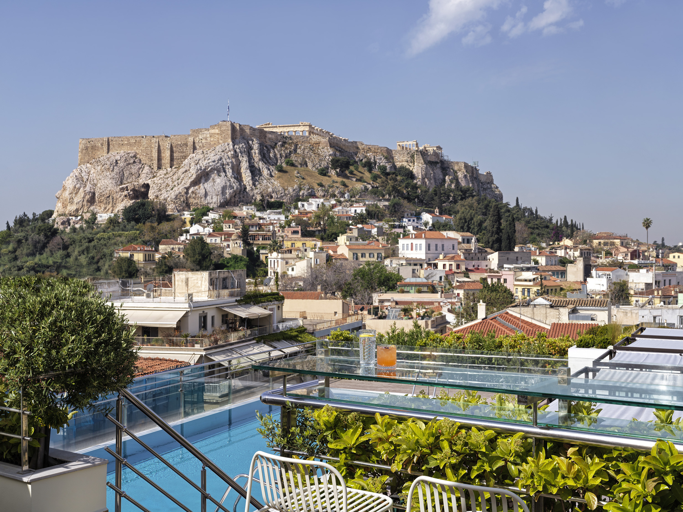 electra-palace-athens-outdoor-pool-plaka-view.