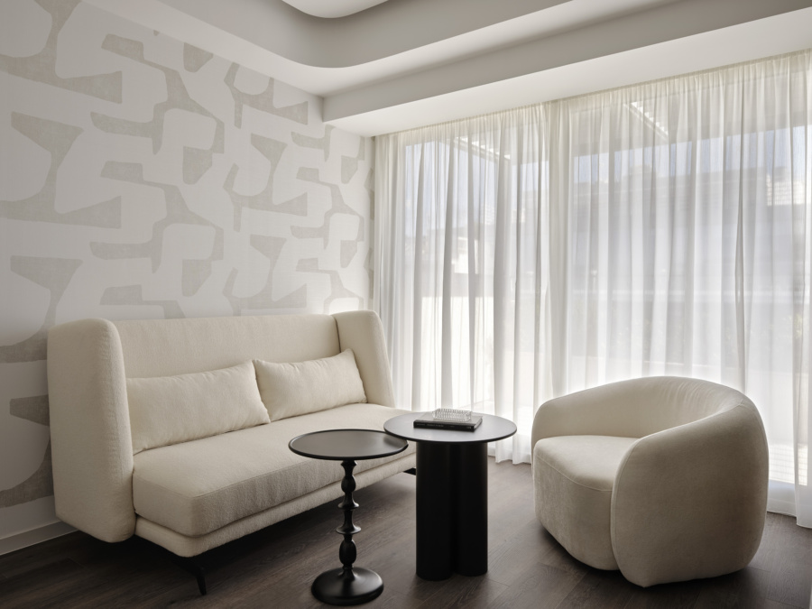 electra-rhythm-athens-active-suite-living-area