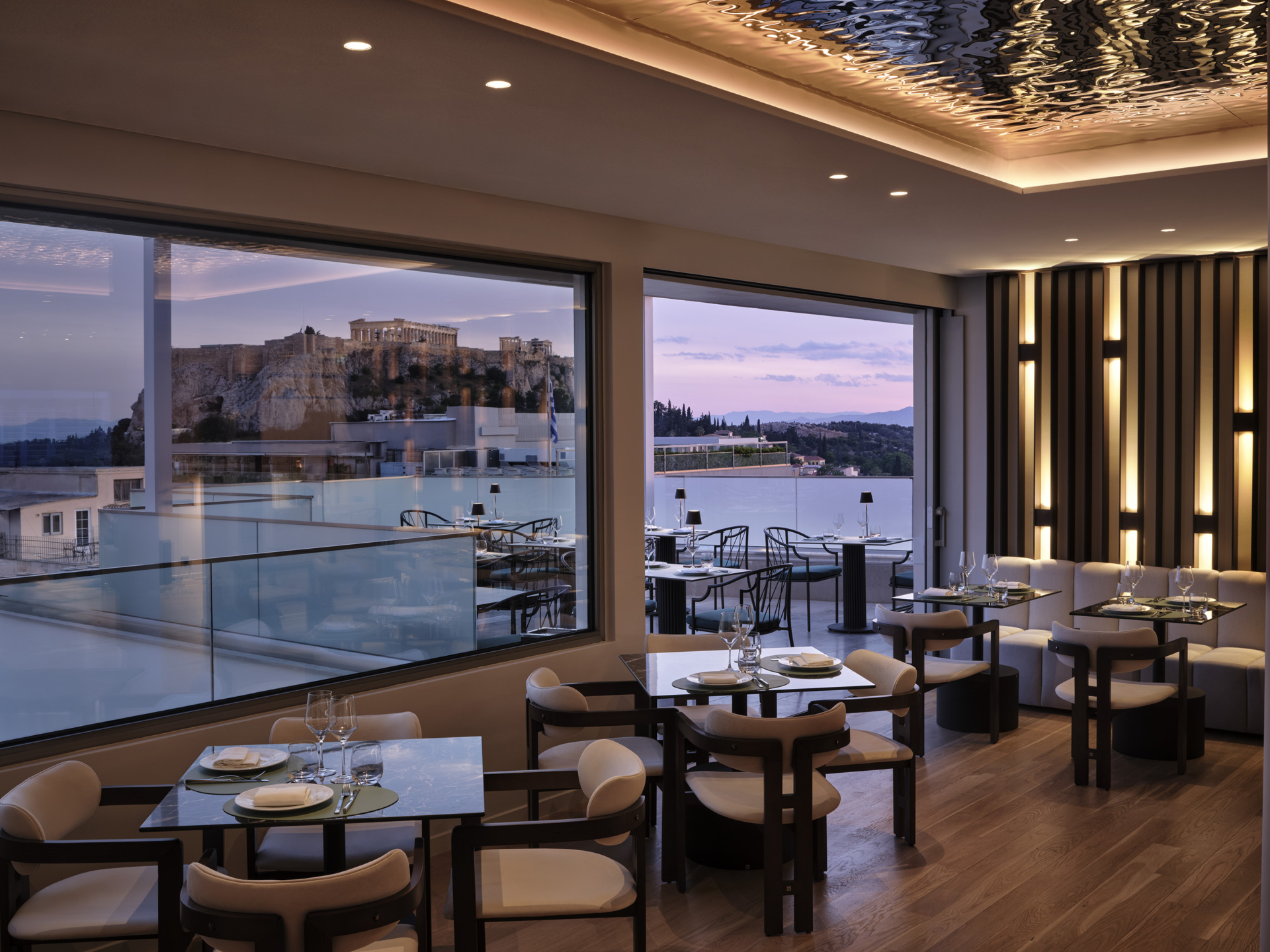 electra-rhythm-athens-focal-restaurant-dinner-setup