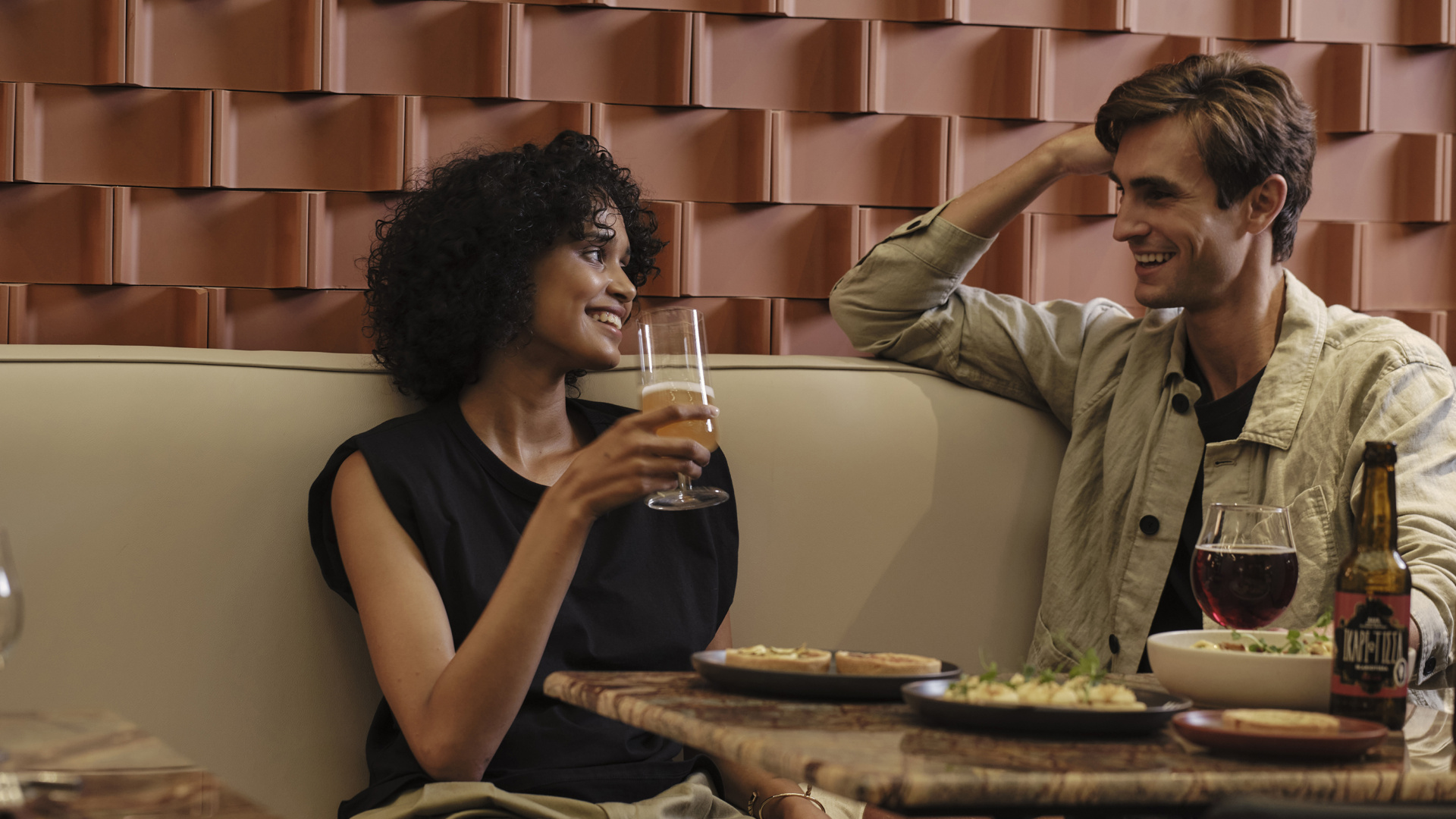 electra-rhythm-athens-rebels-brew-snacking-conversation