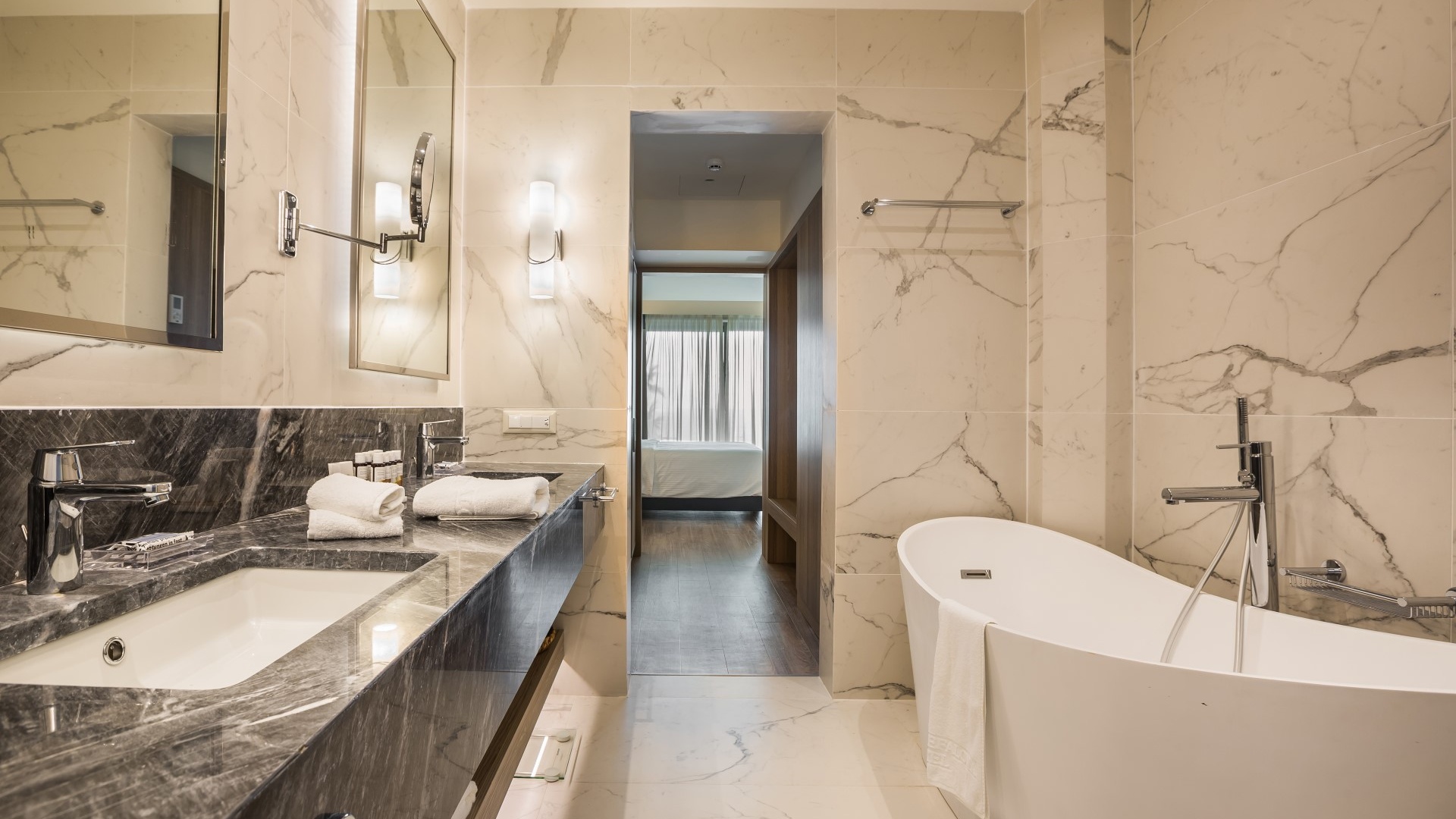 electra_Kefalonia_twostorey_bathroom_4