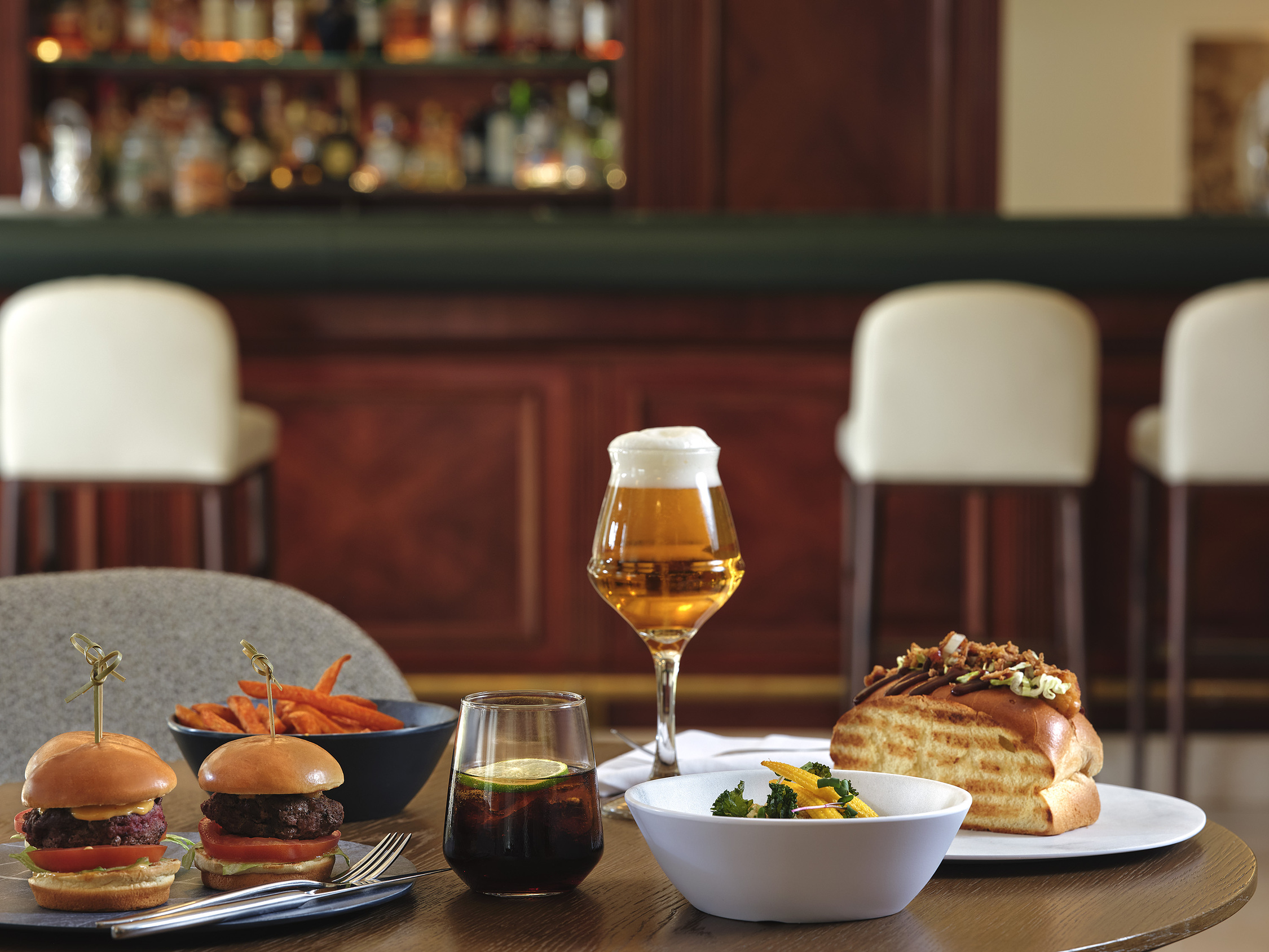 lectra-palace-athens-ducktail-bar-drinks-gourmet-snacks