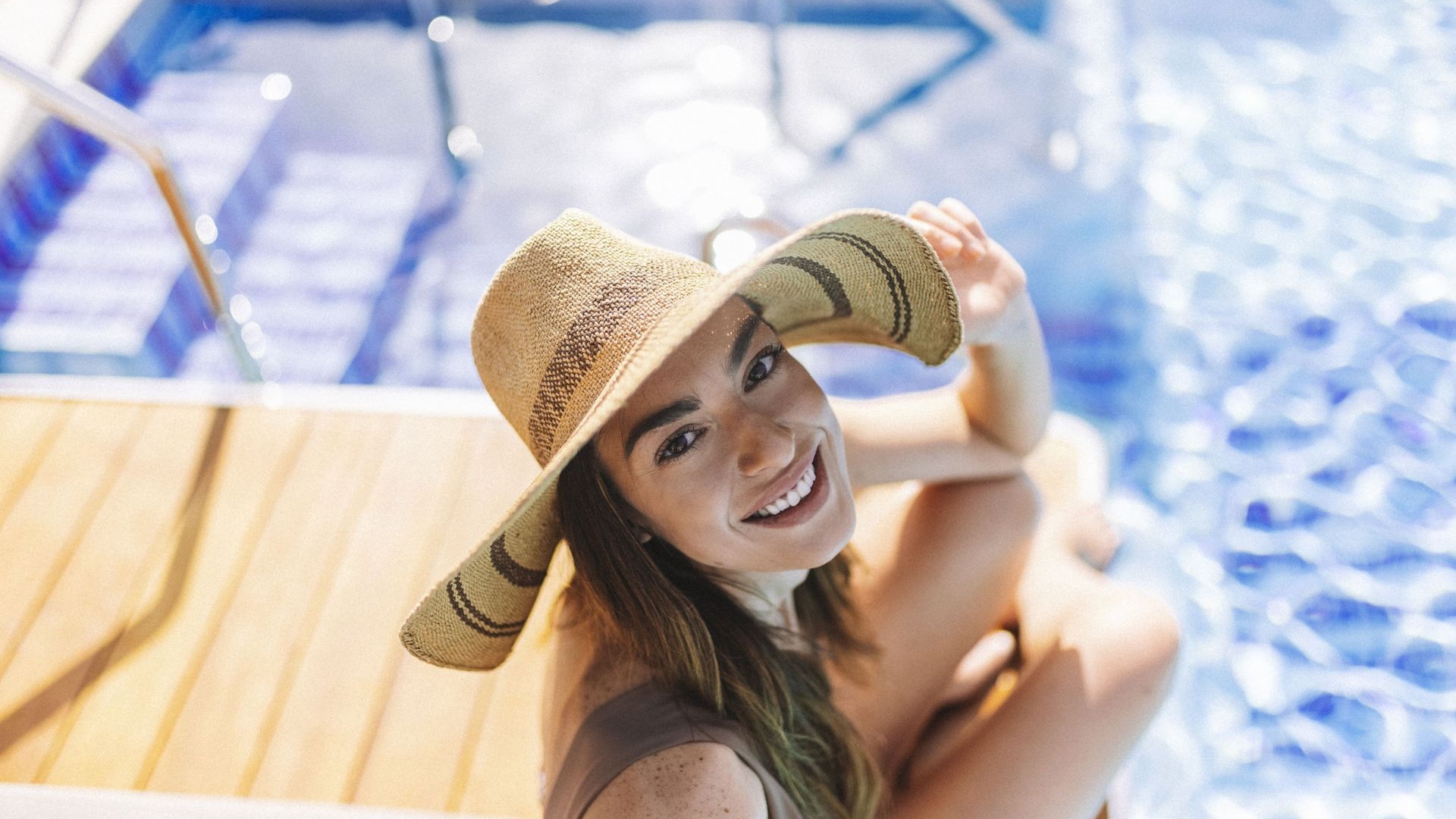 _electra_metropolis_athens_pool_lifestyle_girl_resized
