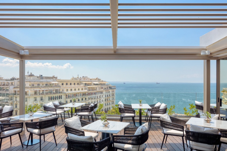 _01 - roof restaurant_resized