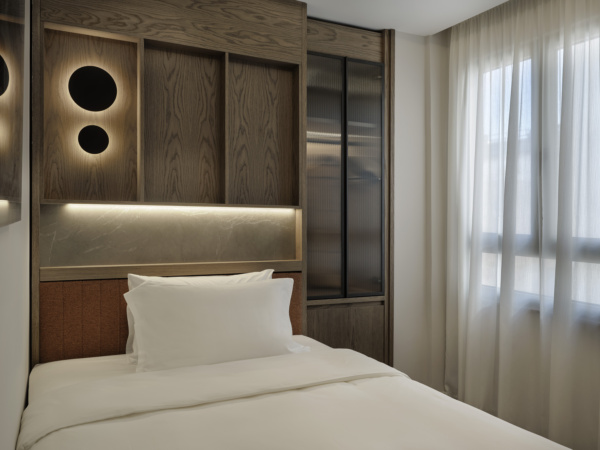 electra-rhythm-athens-nest-room-bathroom-modern-design