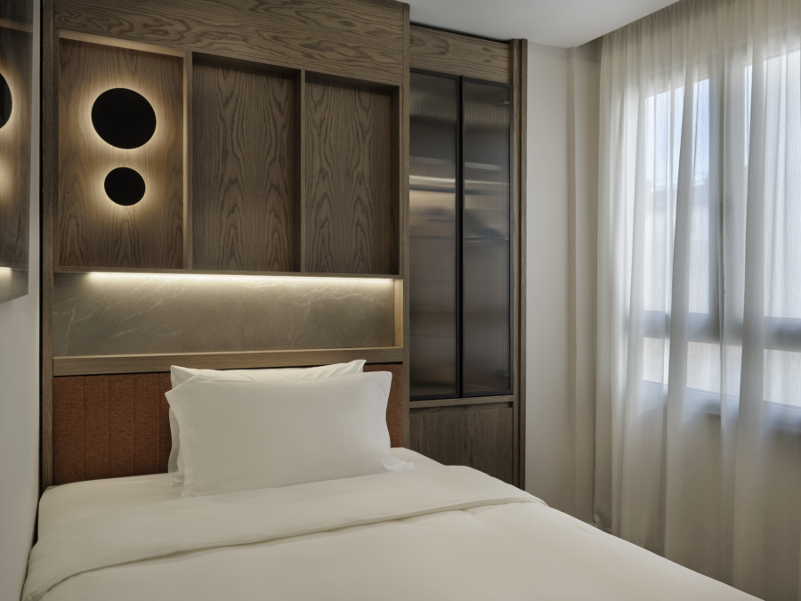 electra-rhythm-athens-nest-room-bathroom-modern-design