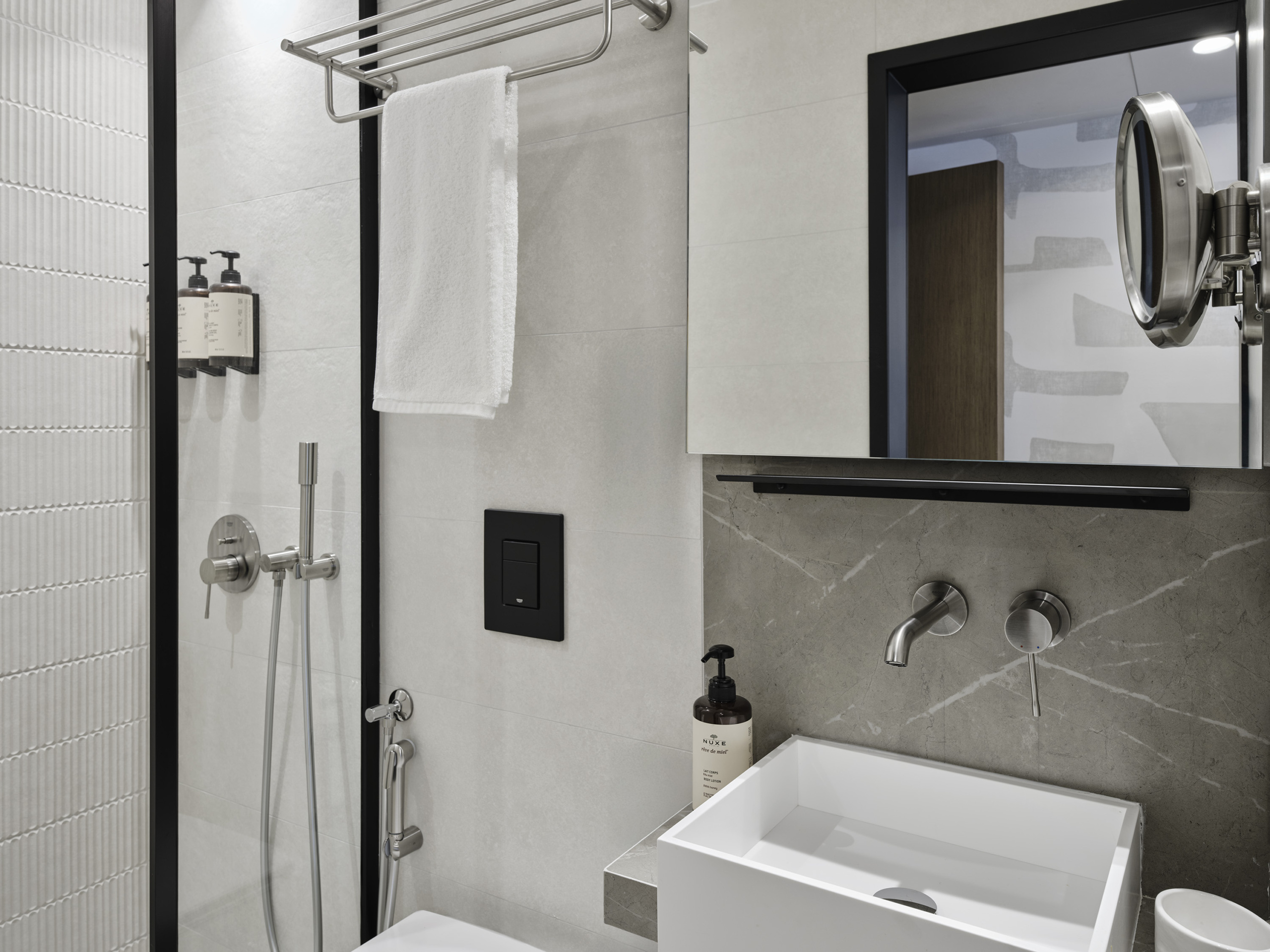 electra-rhythm-athens-nest-room-bathroom-shower-cabin