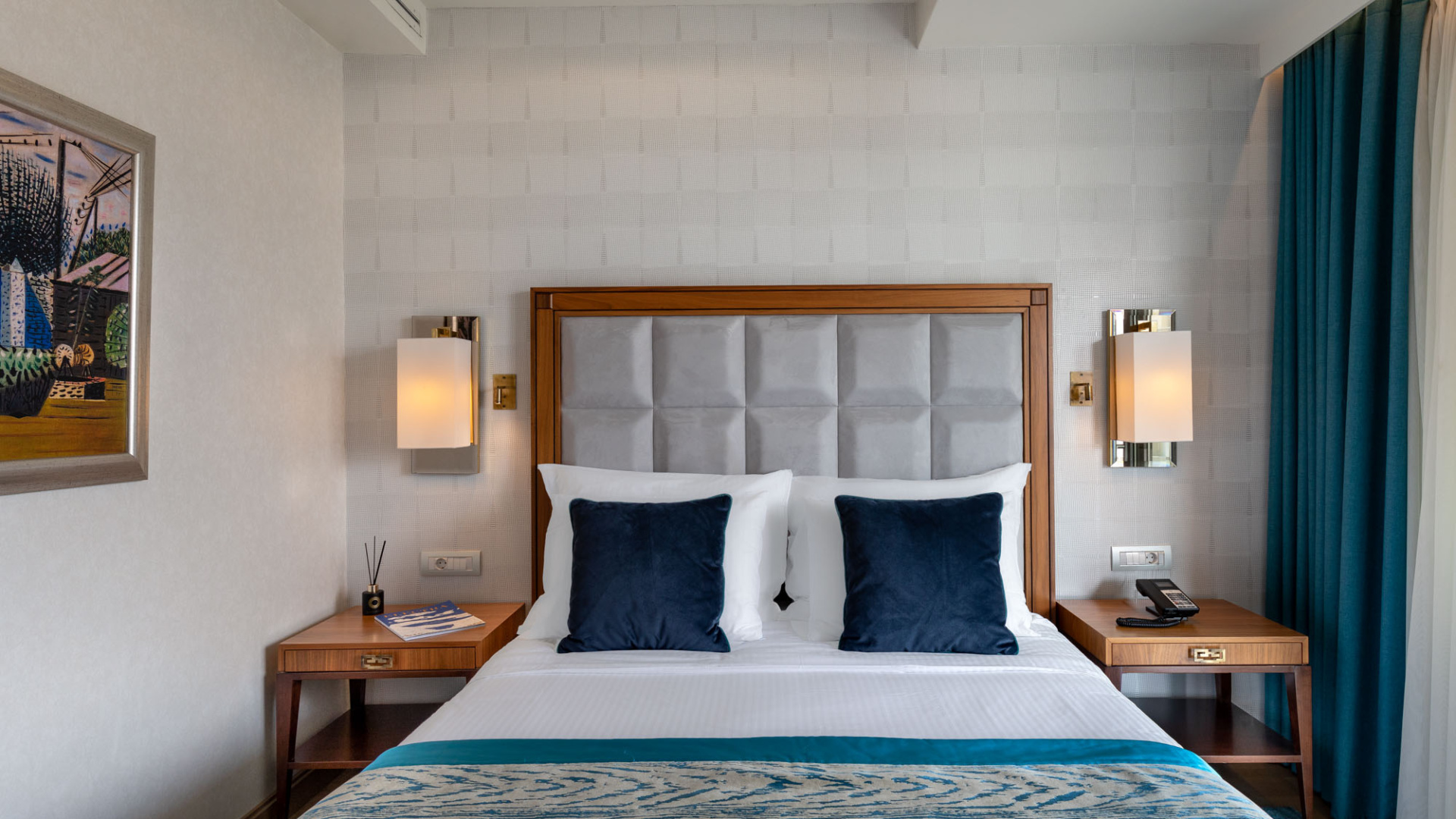 electra_metropolis_suite_with_balcony-3