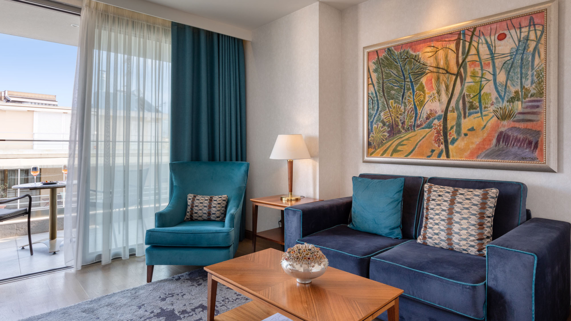 electra_metropolis_suite_with_balcony-6