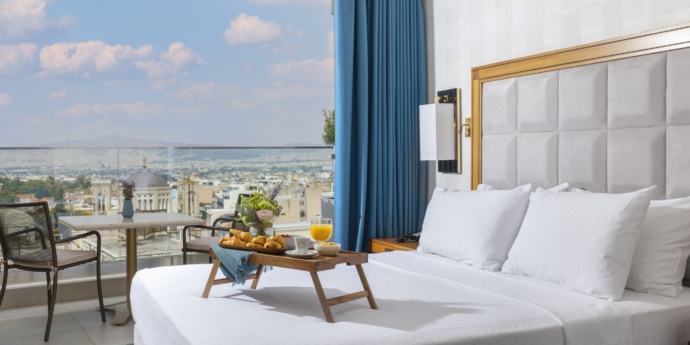 Electra_Metropolis_Athens_Acropolis_Suite_Bedroom_Experience