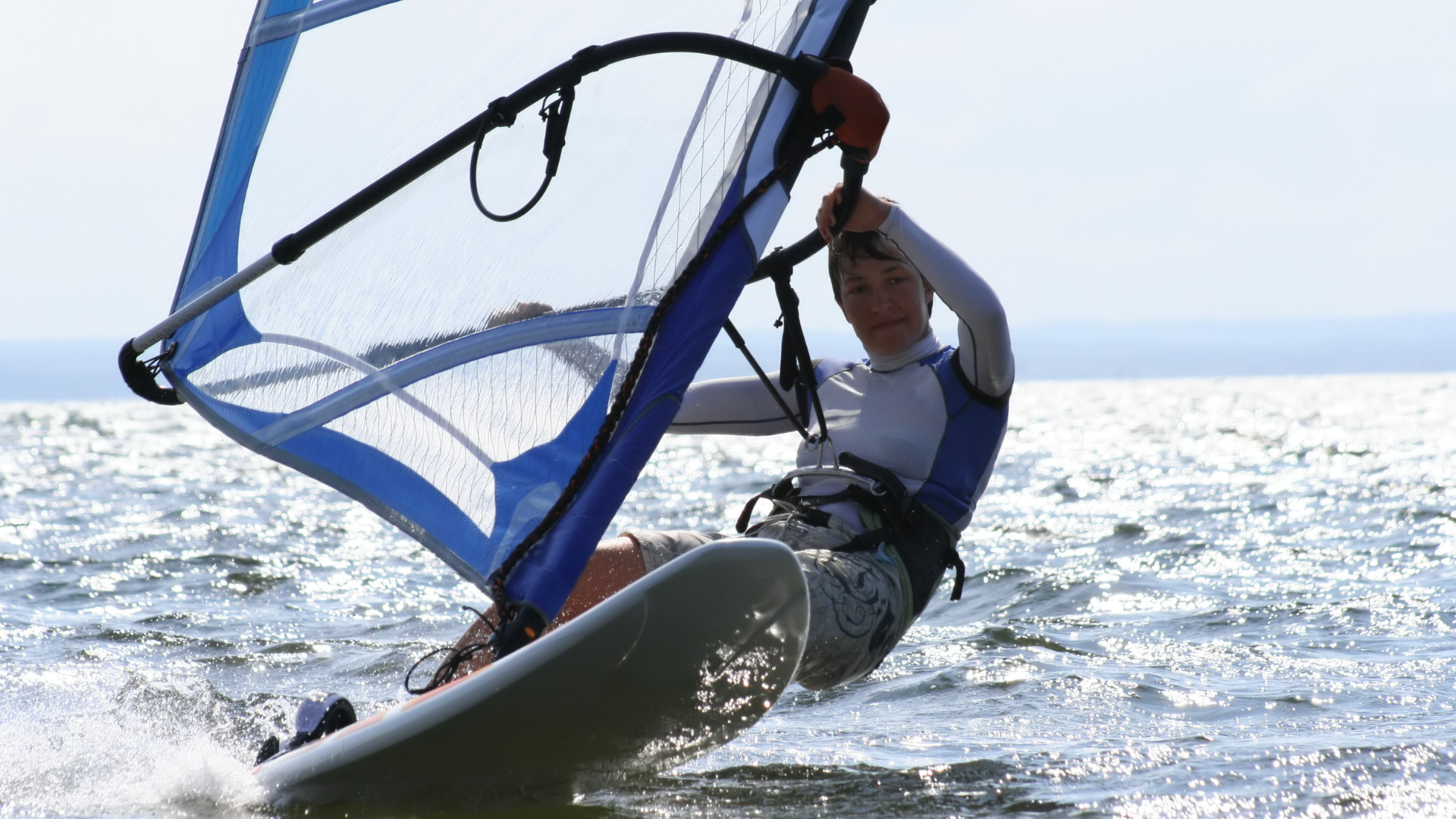 windsurf