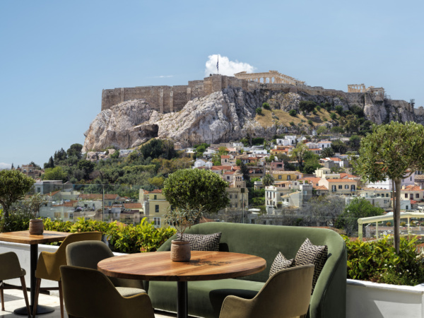 electra-palace-roof-garden-restaurant-acropolis-background