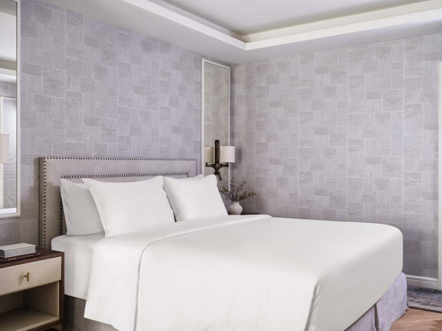 EPA-superior-premium-junior-room-mockup