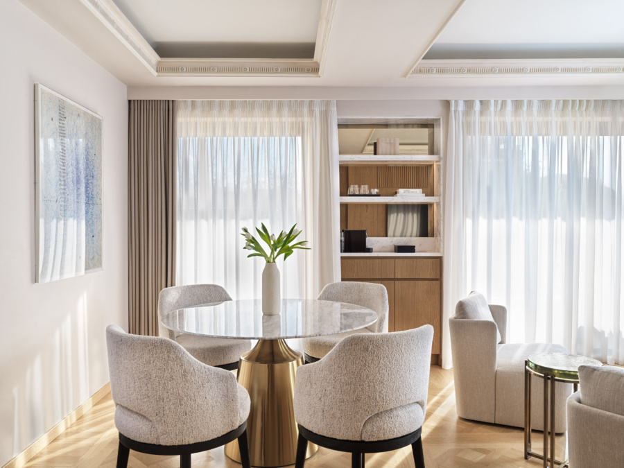 electra-palace-athens-presidential-suite-natural-light