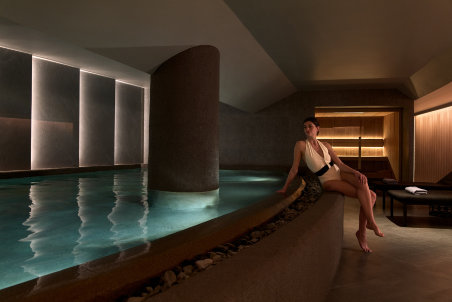 electra-aristotelous-spa-indoor-pool-woman